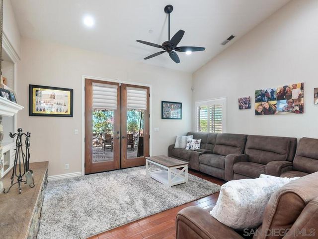 176 Ransom Hill Lane, Ramona, CA 92065