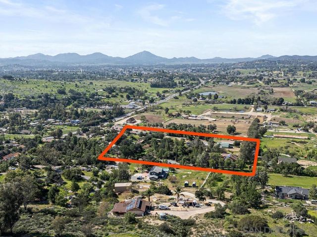 176 Ransom Hill Lane, Ramona, CA 92065