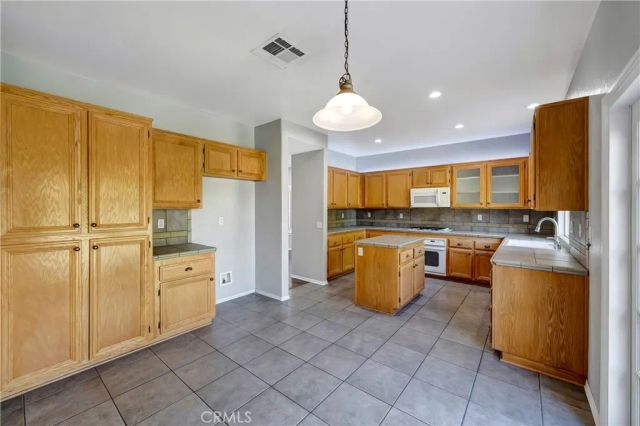 43826 Generation, Lancaster, CA 93536