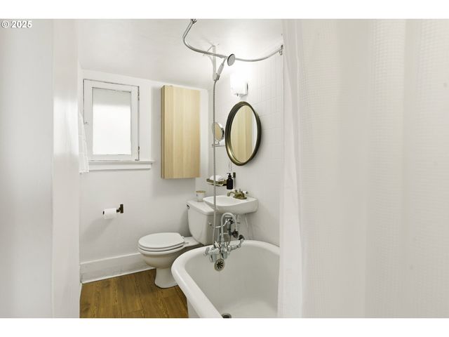 4405 Se ALDER St, Portland, OR 97215