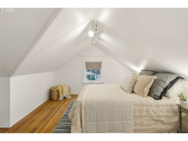 4405 Se ALDER St, Portland, OR 97215