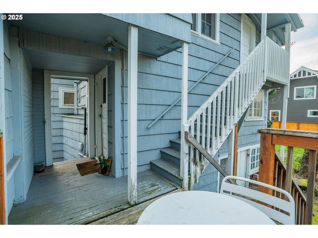 4405 Se ALDER St, Portland, OR 97215