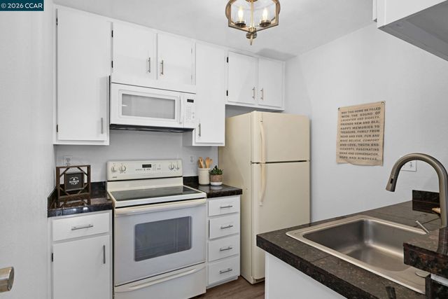 2340 Pleasant Hill Rd 2, Pleasant Hill, CA 94523