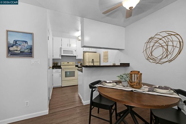 2340 Pleasant Hill Rd 2, Pleasant Hill, CA 94523