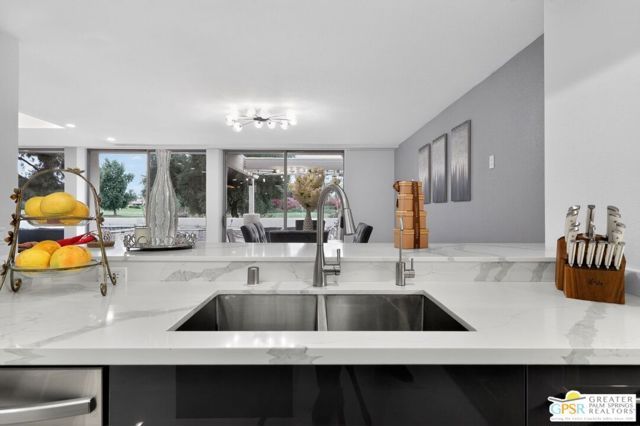 196 Kavenish Drive, Rancho Mirage, CA 92270