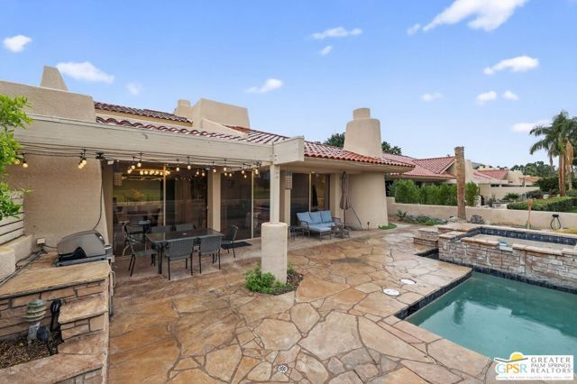 196 Kavenish Drive, Rancho Mirage, CA 92270