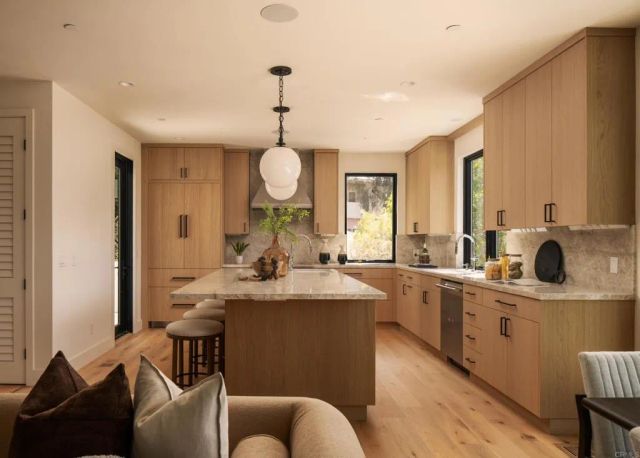 4801 Academy, San Diego, CA 92109