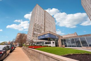 4800 S Chicago Beach Drive 702S, Chicago, IL 60615