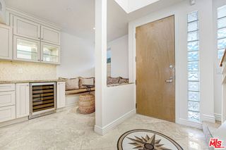 171 N Church Lane PH10, Los Angeles, CA 90049