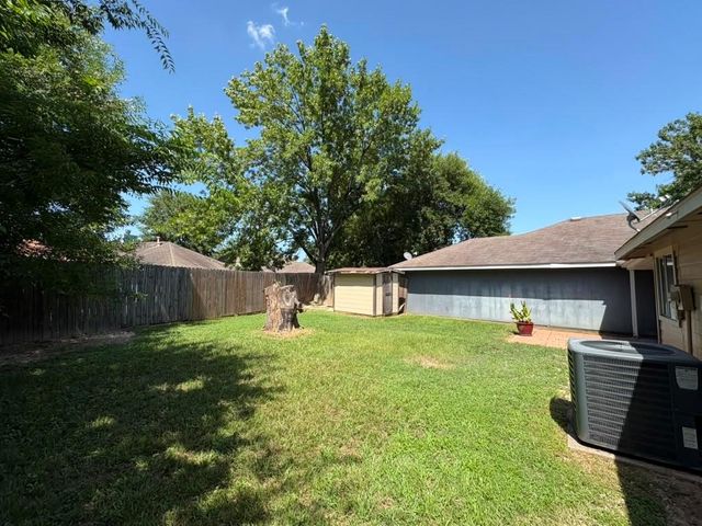 9210 Crescent Moon Drive, Houston, TX 77064