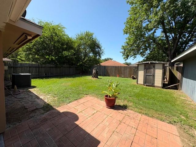 9210 Crescent Moon Drive, Houston, TX 77064