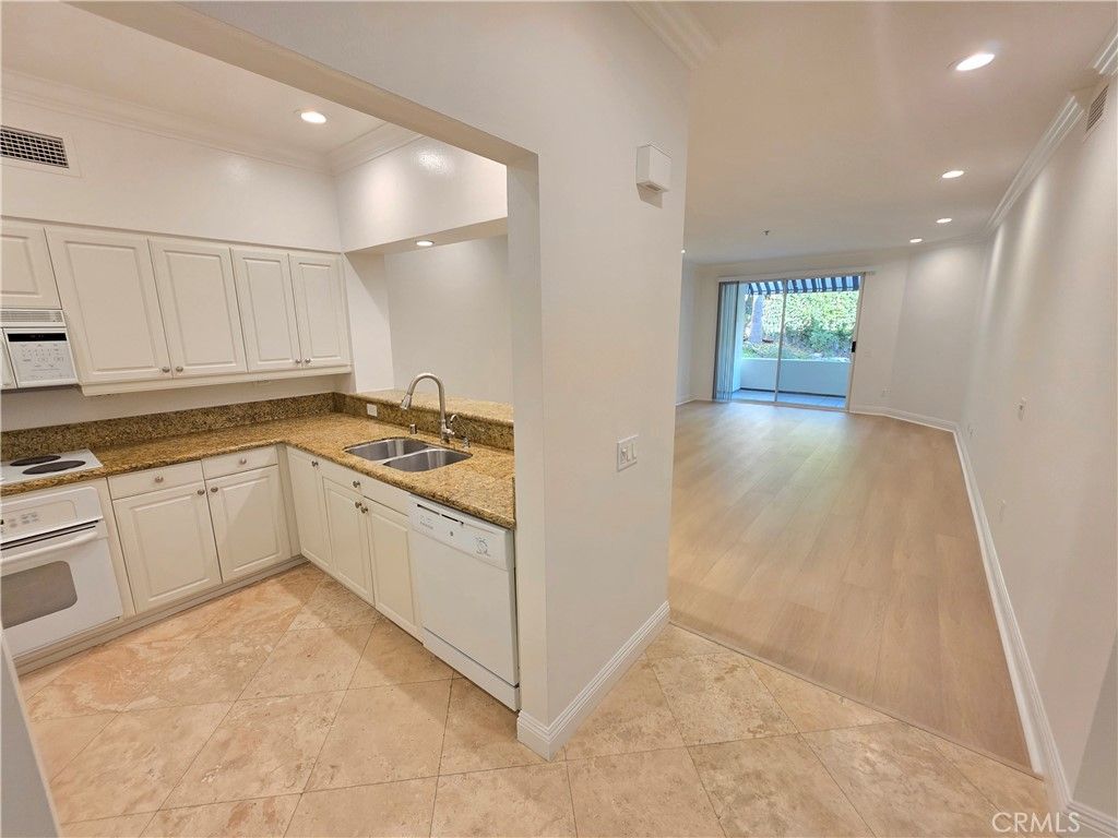 25432 Sea Bluffs 102, Dana Point, CA 92629 — photo 4