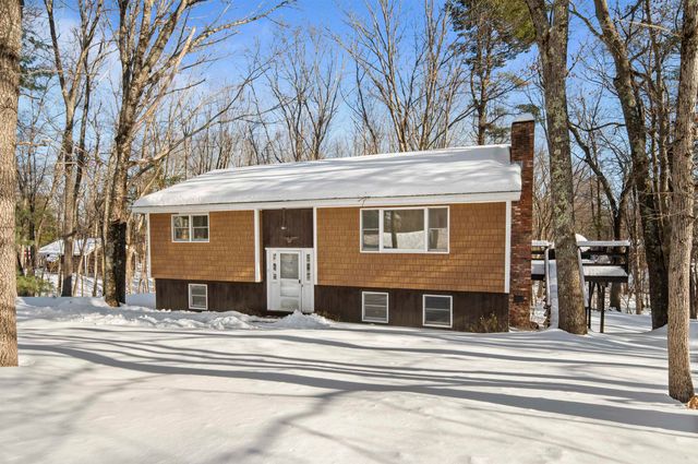 7 Birch Drive, Newmarket, NH 03857