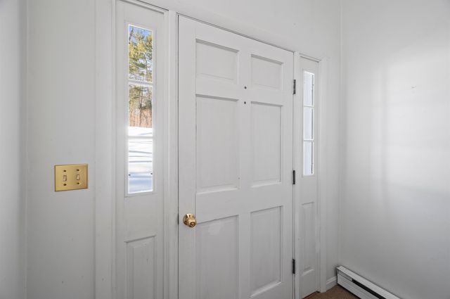 7 Birch Drive, Newmarket, NH 03857