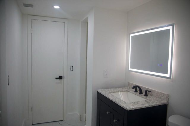 1103 NW 58TH Terrace 317, Sunrise, FL 33313