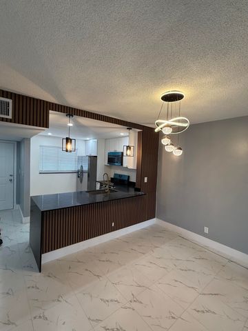 1103 NW 58TH Terrace 317, Sunrise, FL 33313