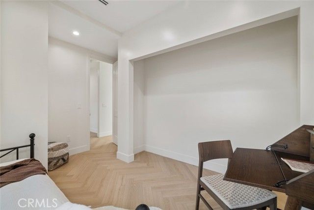 1346 Linden Avenue, Glendale, CA 91201