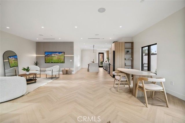 1346 Linden Avenue, Glendale, CA 91201