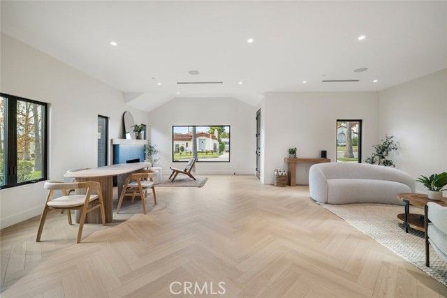 1346 Linden Avenue, Glendale, CA 91201