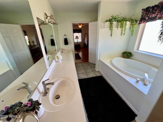 7525 E SHERWOOD Road, Snowflake, AZ 85937