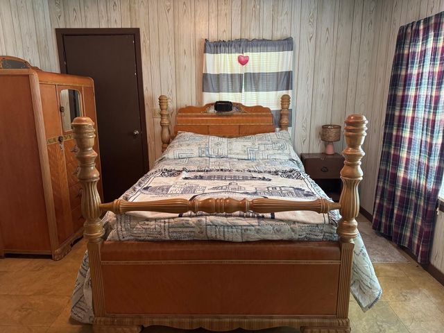 220 Bybee Road, Round Top, TX 78954