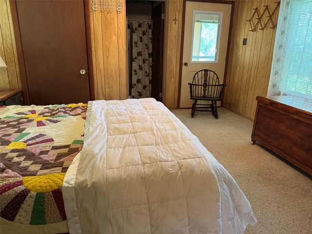220 Bybee Road, Round Top, TX 78954