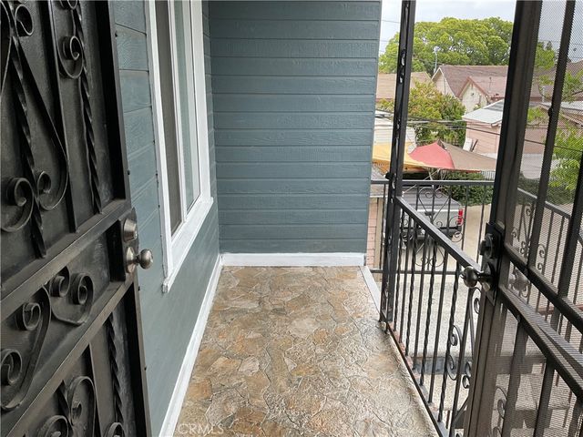 961 W 47th Street, Los Angeles, CA 90037