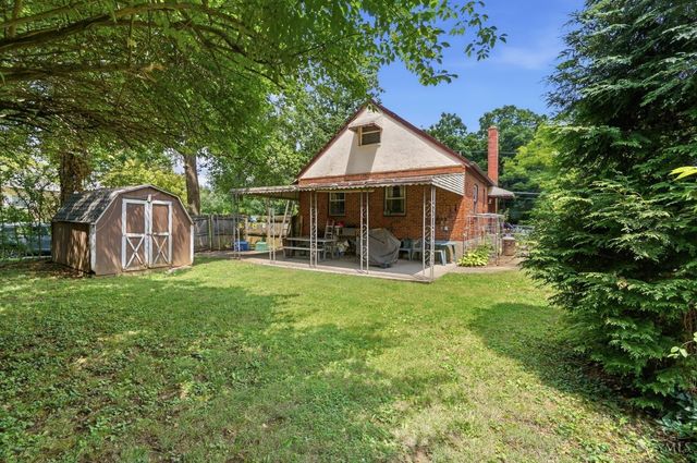 1063 Oak Avenue, Wyoming, OH 45215
