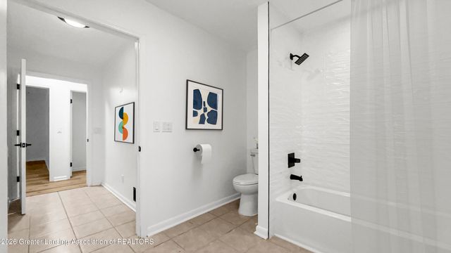 15849 Greenway Drive, Lansing, MI 48906