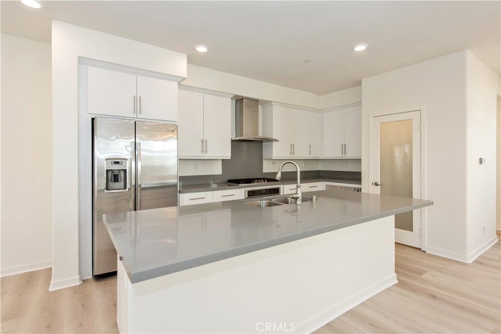 Image 11 of property listing at 150 Fixie, Irvine, CA 92618