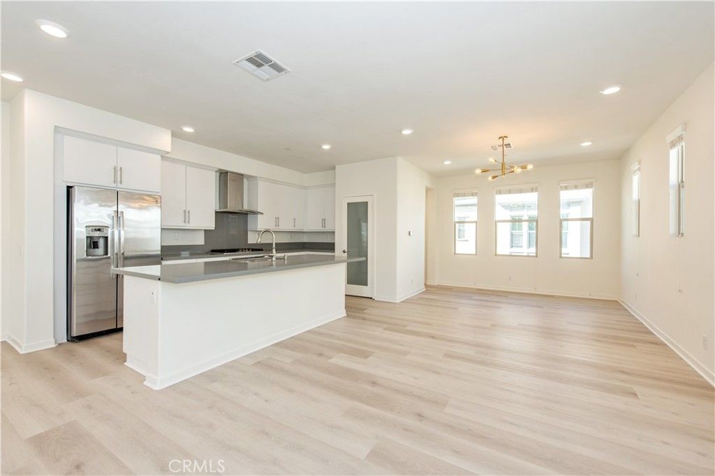 Image 13 of property listing at 150 Fixie, Irvine, CA 92618