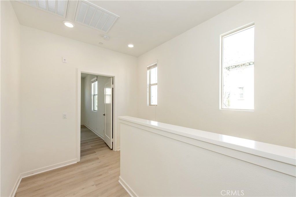 Image 20 of property listing at 150 Fixie, Irvine, CA 92618