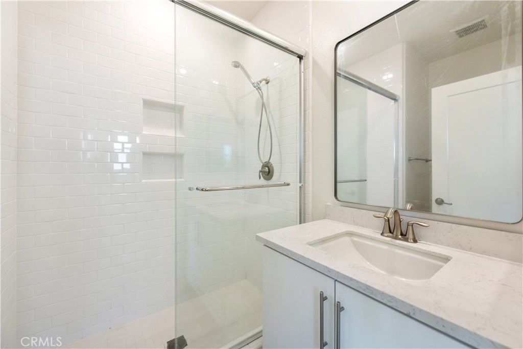 Image 26 of property listing at 150 Fixie, Irvine, CA 92618