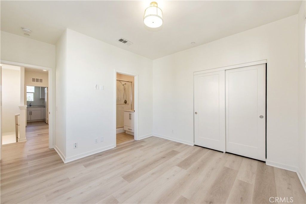 Image 27 of property listing at 150 Fixie, Irvine, CA 92618