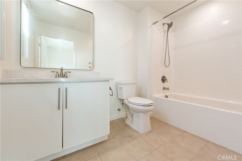 Image 29 of property listing at 150 Fixie, Irvine, CA 92618