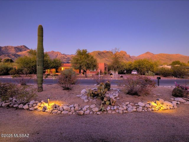 8234 E Big Horn Trail, Tucson, AZ 85750