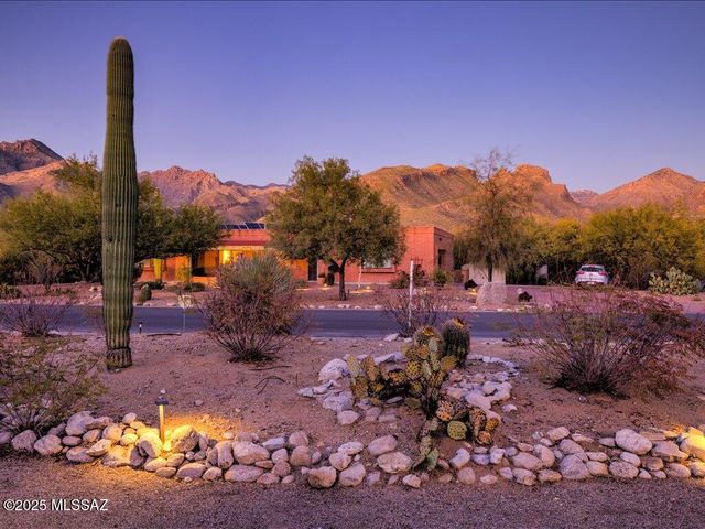 8234 E Big Horn Trail, Tucson, AZ 85750