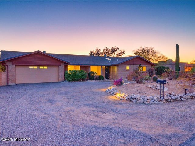 8234 E Big Horn Trail, Tucson, AZ 85750
