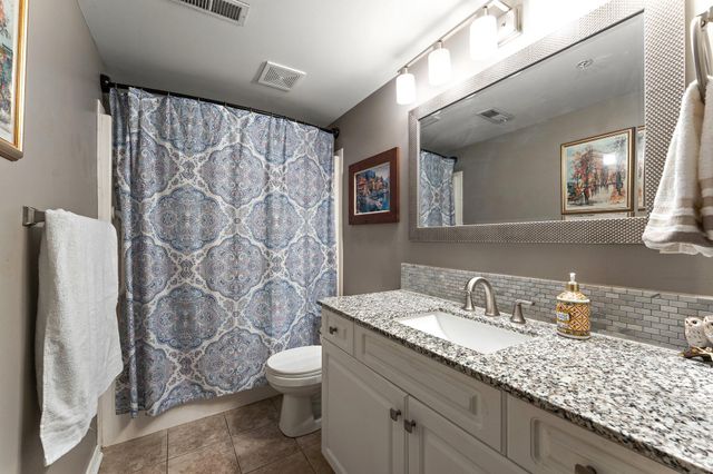 408 Sturdy Road 4a, Valparaiso, IN 46383