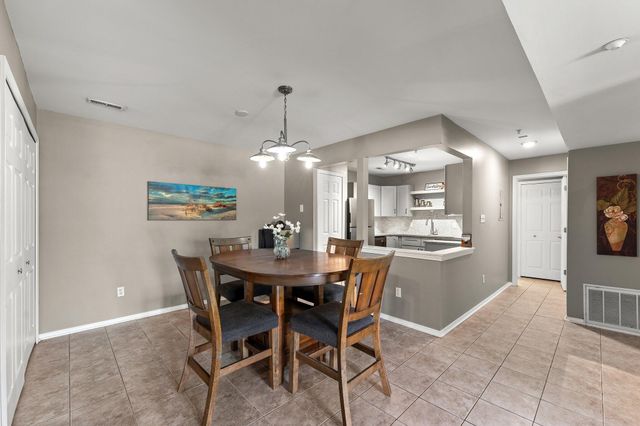 408 Sturdy Road 4a, Valparaiso, IN 46383