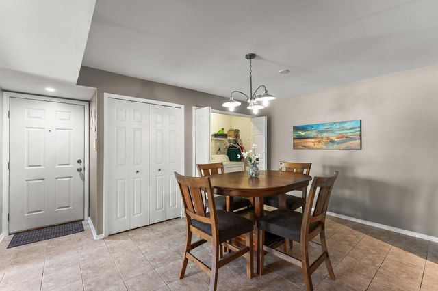 408 Sturdy Road 4a, Valparaiso, IN 46383