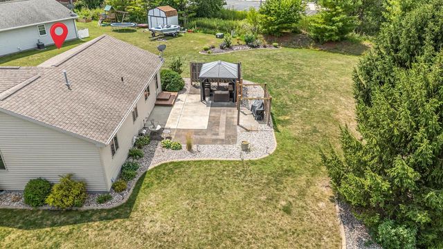 365 LILAC STREET, Oshkosh, WI 54902