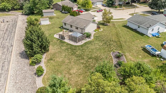 365 LILAC STREET, Oshkosh, WI 54902