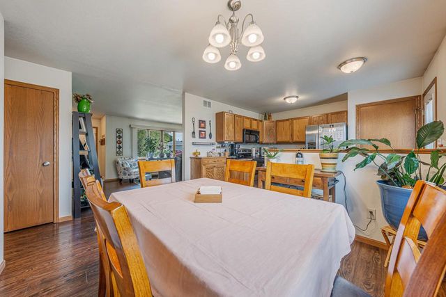 365 LILAC STREET, Oshkosh, WI 54902
