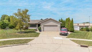 365 LILAC STREET, Oshkosh, WI 54902
