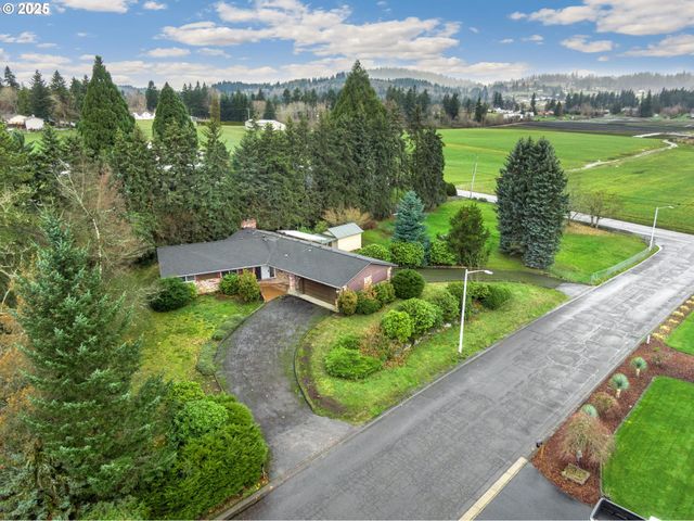 12591 Se STALEY Ave, Damascus, OR 97089