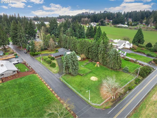 12591 Se STALEY Ave, Damascus, OR 97089