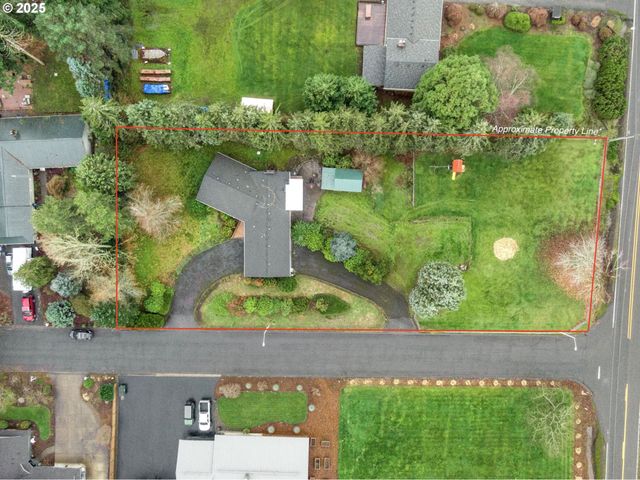 12591 Se STALEY Ave, Damascus, OR 97089