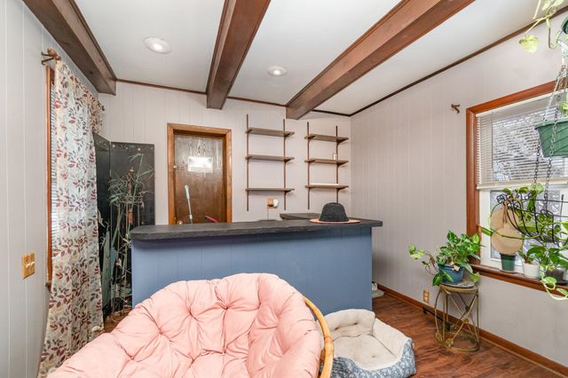 909 Weiss Street, Saginaw, MI 48602