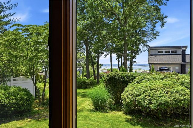 62 Peterborough Drive, Northport, NY 11768